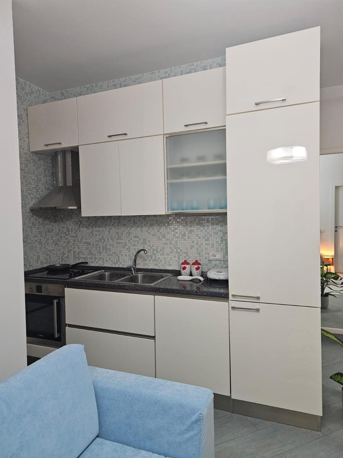 Main Blloku 1 * Tirana